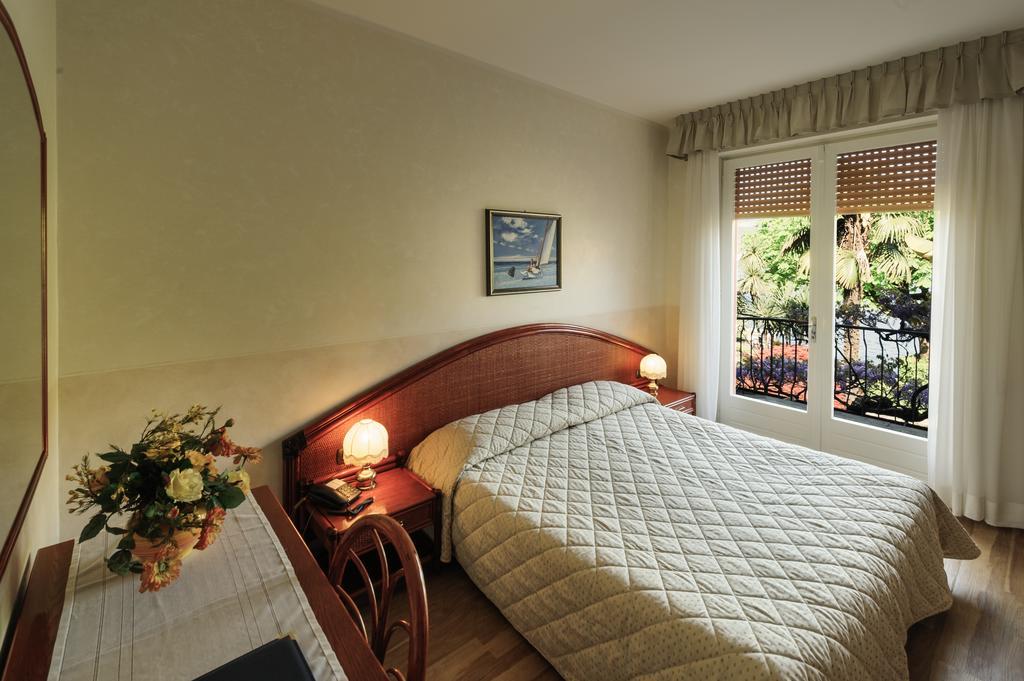 Hotel Garden Zorzi San Felice del Benaco Cameră foto