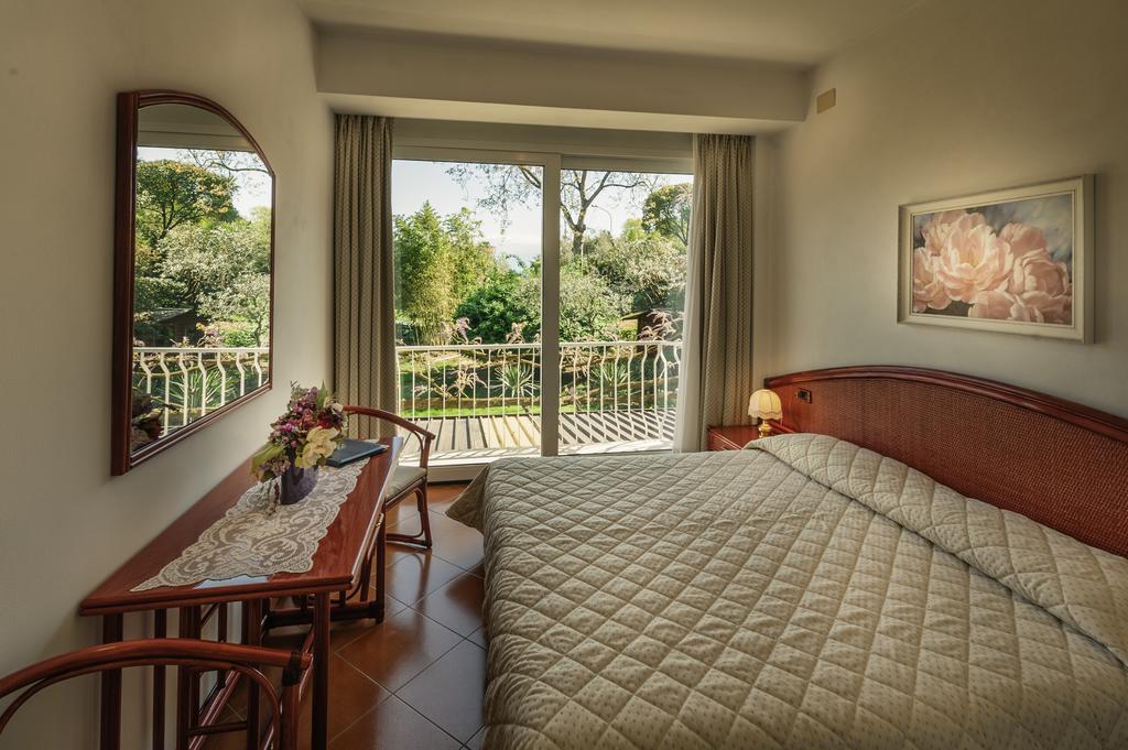 Hotel Garden Zorzi San Felice del Benaco Cameră foto